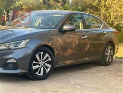 نيسان ألتيما